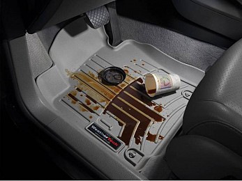 weathertech-digital-fit-floor-mat-protects-against-spills