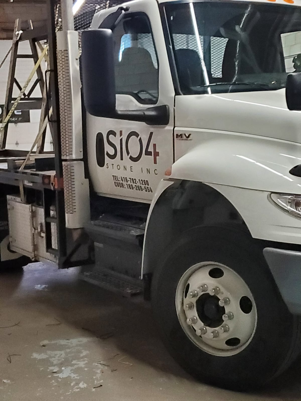 Aftermarket Power Locks and Window Installation for Truck Car System